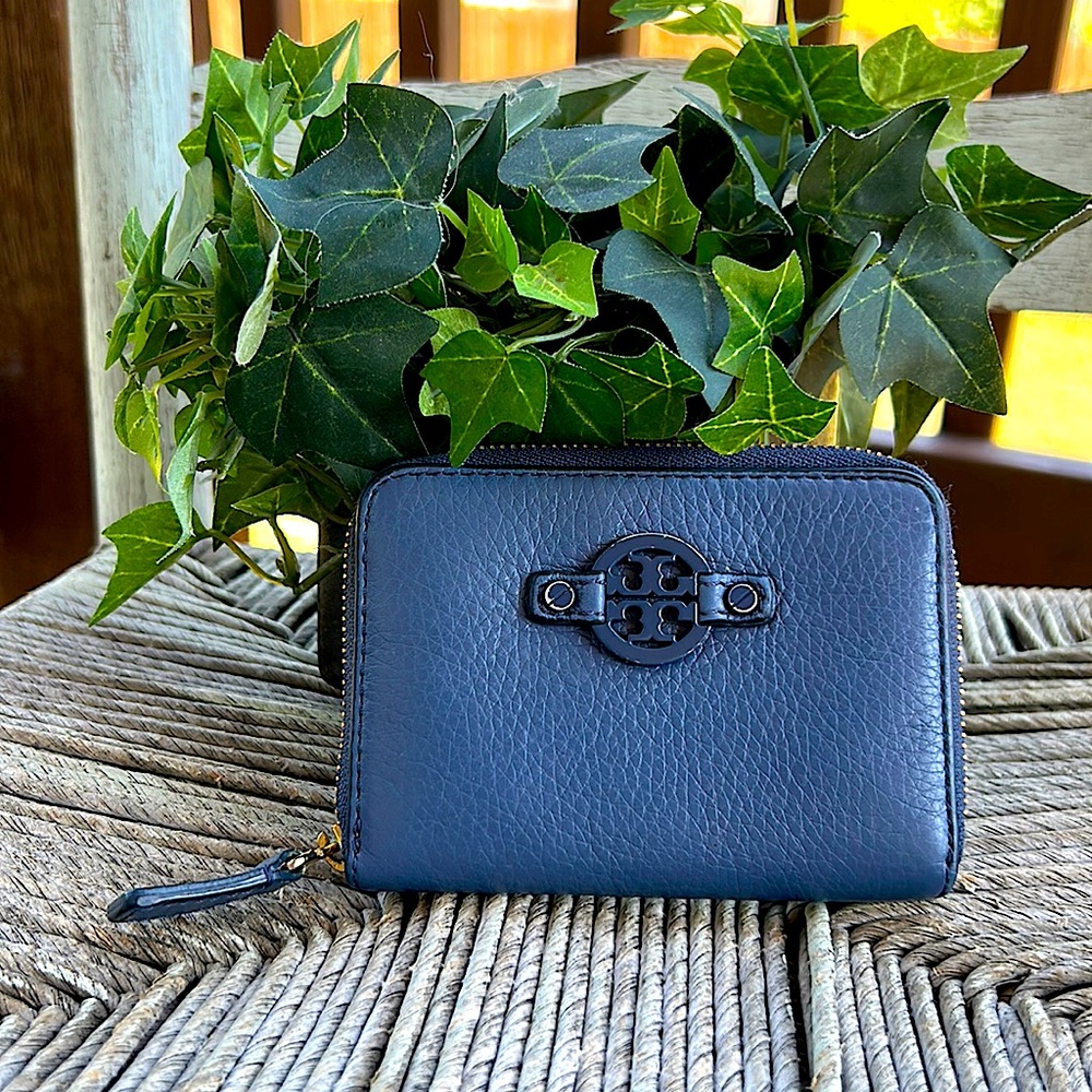 TORY BURCH Navy Blue Card/Cash/Coin/Small Accessory Holder w/A Key Ring